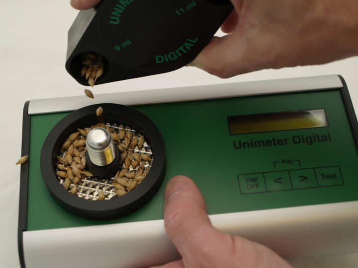 GÖBEL Getreide-Feuchtigkeitsmesser Unimeter